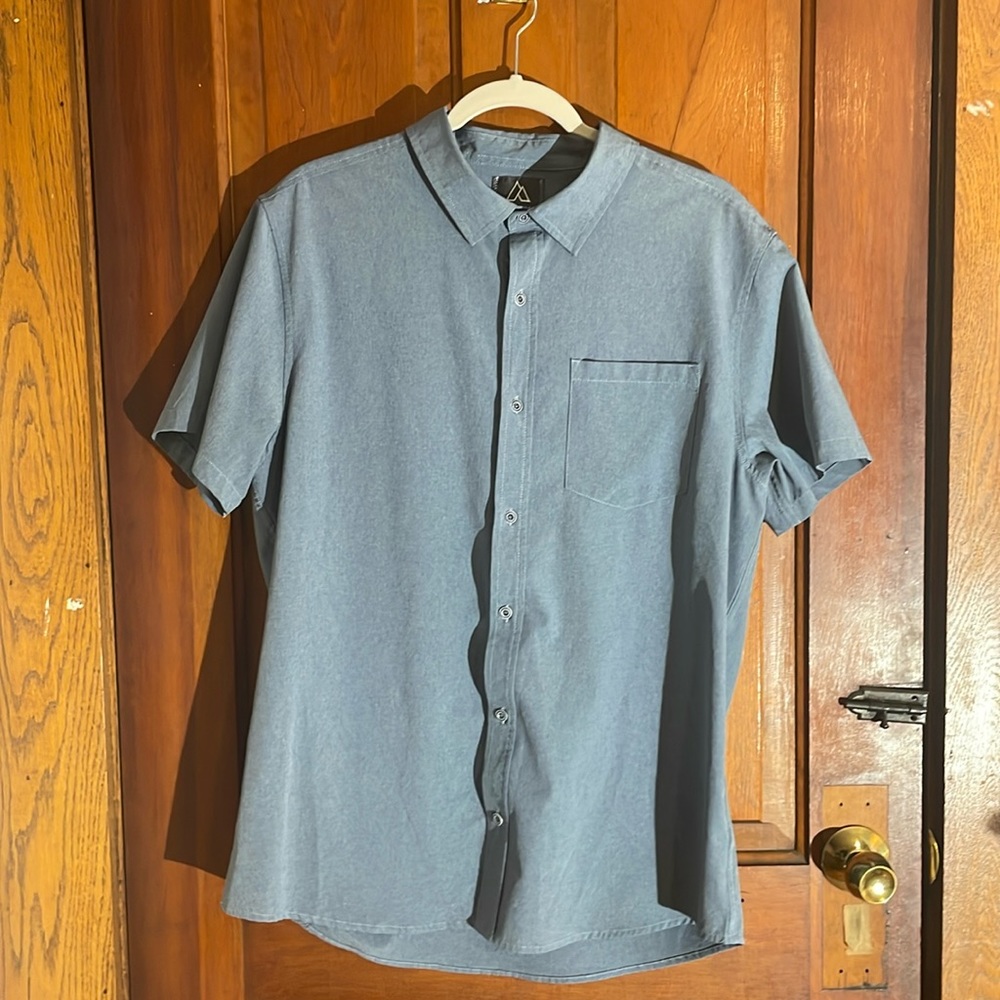 M’s Alpine Design S/S Button-Up, Size L - image 1